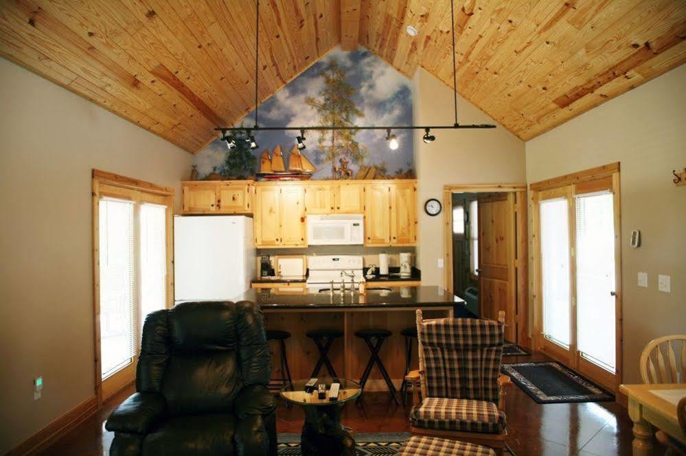 Terrapin Peak Bed Breakfast & Beyond Cookson Exterior photo